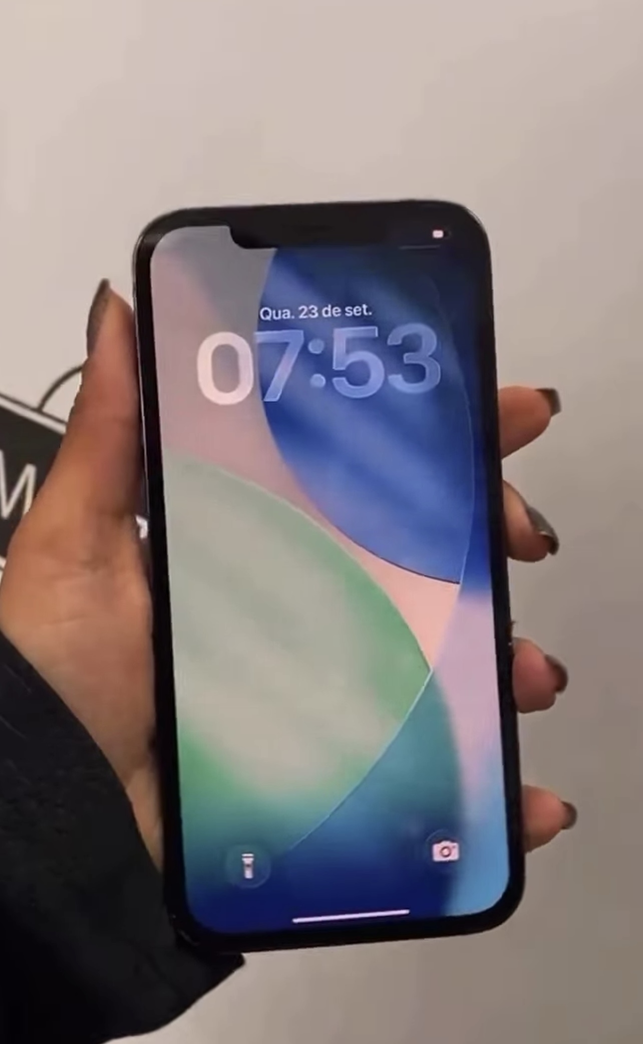 iPhone 12 Pro Max de frente
